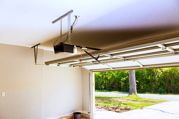 Top rated local Garage Door Installation specialists in Ballinger, TX